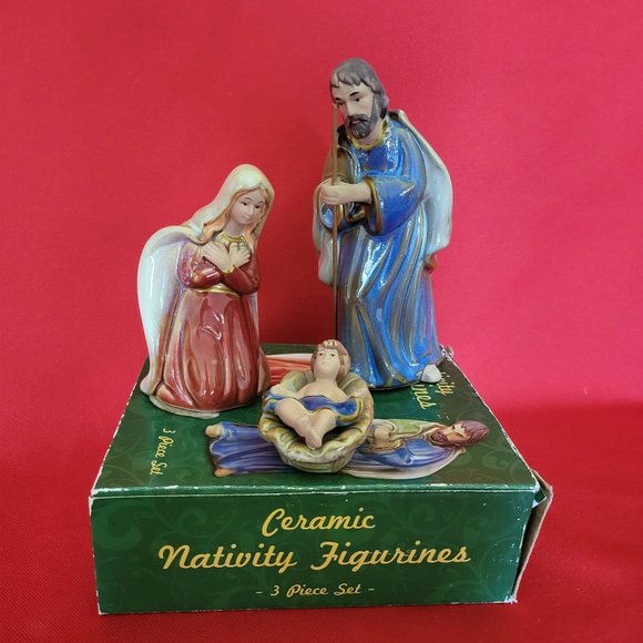 Ceramic Nativity Figurines 3 Piece Set - Picture 2 of 12